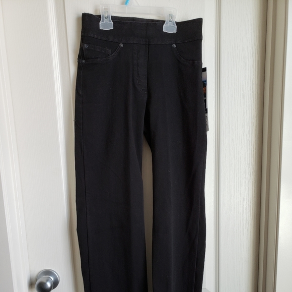 Brand New Nygard Luxe Denim Slims - Picture 1 of 16